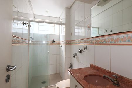 Apartamento à venda com 69m², 2 quartos e 1 vagaBanheiro Social