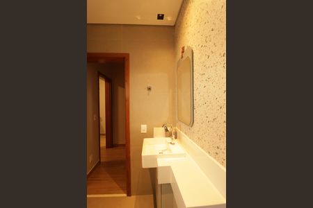 Casa de condomínio à venda com 1215m², 4 quartos e 5 vagas Casa de condomínio à venda com 1215m², 4 quartos e 5 vagas Banheiro /Suíte 3