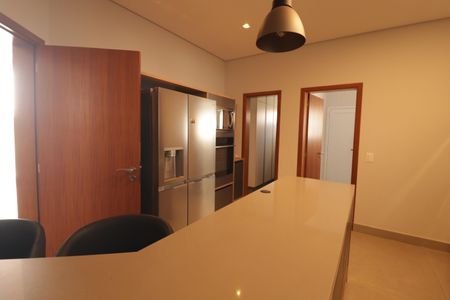 Casa de condomínio à venda com 1215m², 4 quartos e 5 vagas Casa de condomínio à venda com 1215m², 4 quartos e 5 vagasCozinha