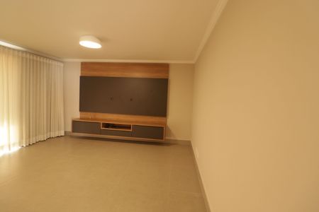 Casa de condomínio à venda com 1215m², 4 quartos e 5 vagas Casa de condomínio à venda com 1215m², 4 quartos e 5 vagasSala 2