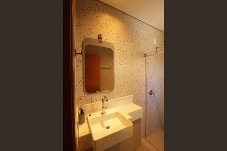 Casa de condomínio à venda com 1215m², 4 quartos e 5 vagas Casa de condomínio à venda com 1215m², 4 quartos e 5 vagasBanheiro /Suíte 3