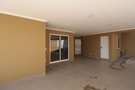 Casa de condomínio à venda com 1215m², 4 quartos e 5 vagas Casa de condomínio à venda com 1215m², 4 quartos e 5 vagasQuintal