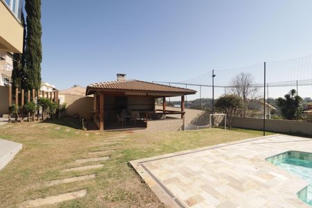 Casa de condomínio à venda com 1215m², 4 quartos e 5 vagas Casa de condomínio à venda com 1215m², 4 quartos e 5 vagasQuintal