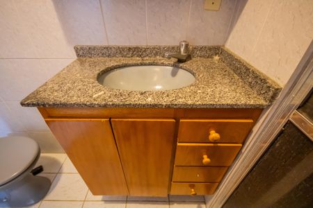 Casa à venda com 144m², 3 quartos e 2 vagas Casa à venda com 144m², 3 quartos e 2 vagasBanheiro da Suíte 2