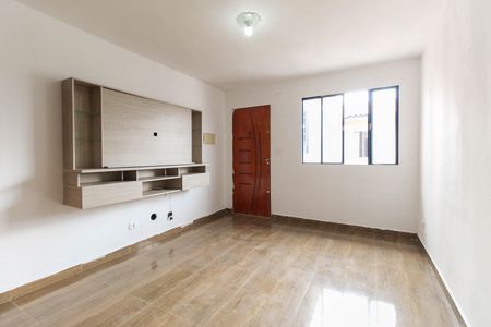 Sala de apartamento para alugar com 2 quartos, 45m² em Conjunto Residencial José Bonifácio, São Paulo