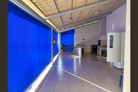 Apartamento à venda com 47m², 2 quartos e 1 vagaÁrea comum