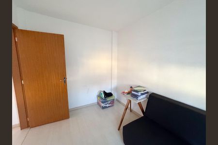 Apartamento à venda com 47m², 2 quartos e 1 vagaQuarto 2