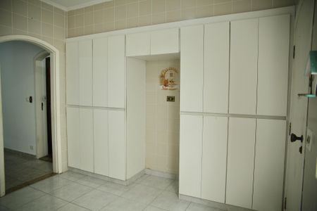 Casa para alugar com 327m², 4 quartos e 4 vagasCozinha