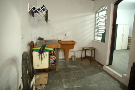 Casa para alugar com 327m², 4 quartos e 4 vagasÁrea de Serviço- Casa 2