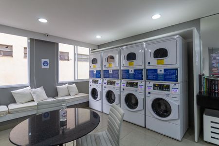 Studio à venda com 38m², 1 quarto e 1 vagaÁrea comum - Lavanderia