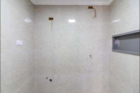 Apartamento à venda com 98m², 3 quartos e 1 vaga Apartamento à venda com 98m², 3 quartos e 1 vagaBanheiro Social