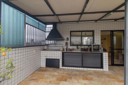 Apartamento à venda com 269m², 4 quartos e 3 vagasVaranda gourmet