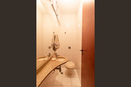 Apartamento à venda com 269m², 4 quartos e 3 vagasLavabo