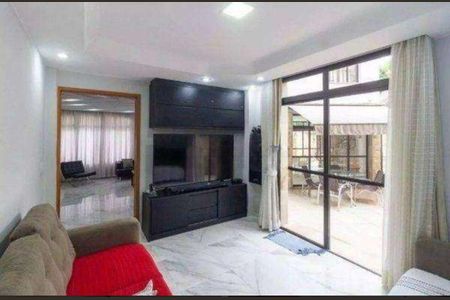 Casa à venda com 300m², 4 quartos e 4 vagasSala