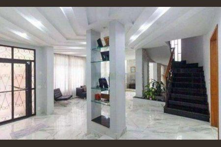 Casa à venda com 300m², 4 quartos e 4 vagasSala