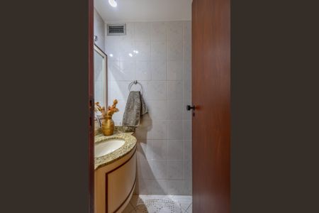 Apartamento à venda com 94m², 2 quartos e 1 vagaLavabo