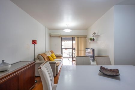 Apartamento à venda com 94m², 2 quartos e 1 vagaSala