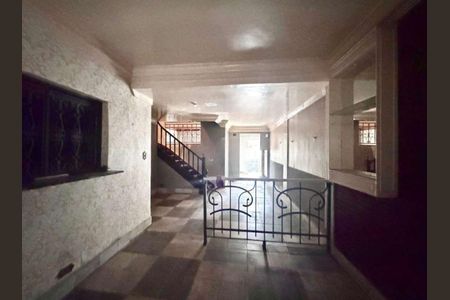 Casa à venda com 300m², 3 quartos e 2 vagas