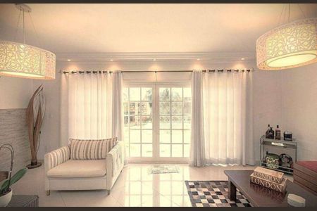 Casa à venda com 360m², 4 quartos e 4 vagas Casa à venda com 360m², 4 quartos e 4 vagasQuarto