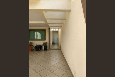 Casa à venda com 240m², 4 quartos e 4 vagasGaragem