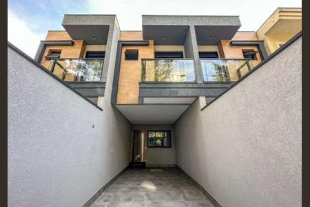 Garagem de casa à venda com 3 quartos, 200m² em Parque Sao Domingos, São Paulo