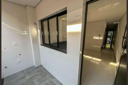 Casa à venda com 200m², 3 quartos e 2 vagas Casa à venda com 200m², 3 quartos e 2 vagasCozinha