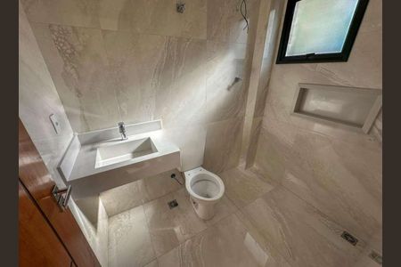 Banheiro de casa à venda com 3 quartos, 200m² em Parque Sao Domingos, São Paulo