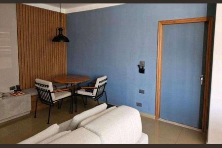 Casa à venda com 280m², 3 quartos e 5 vagas Casa à venda com 280m², 3 quartos e 5 vagasSala