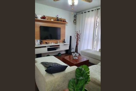 Casa à venda com 280m², 3 quartos e 2 vagas Casa à venda com 280m², 3 quartos e 2 vagasSala