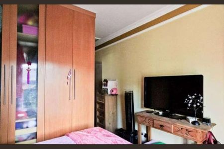 Casa à venda com 350m², 4 quartos e 4 vagasQuarto