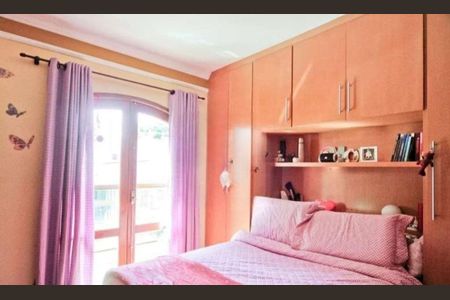 Casa à venda com 350m², 4 quartos e 4 vagasQuarto