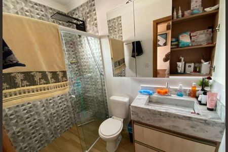 Casa à venda com 300m², 3 quartos e 2 vagasBanheiro