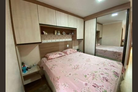 Casa à venda com 300m², 3 quartos e 2 vagasQuarto