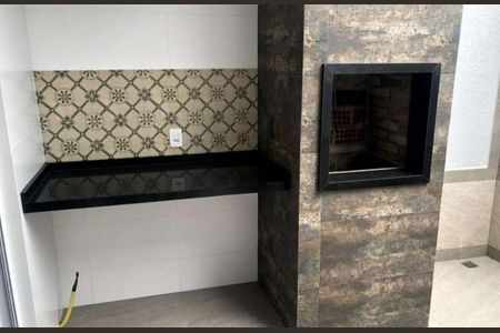 Casa à venda com 300m², 4 quartos e 2 vagasChurrasqueira