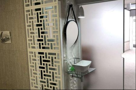 Casa à venda com 300m², 4 quartos e 2 vagasBanheiro