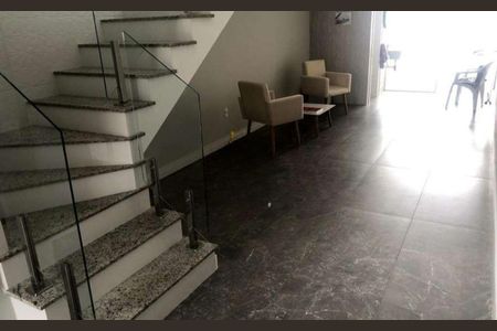 Casa à venda com 300m², 4 quartos e 2 vagasSala