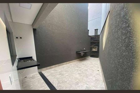 Casa à venda com 300m², 3 quartos e 2 vagasÁrea Externa