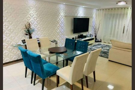 Casa à venda com 300m², 3 quartos e 3 vagasSala