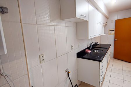 Apartamento à venda com 65m², 2 quartos e 1 vagaCozinha e Área de Serviço