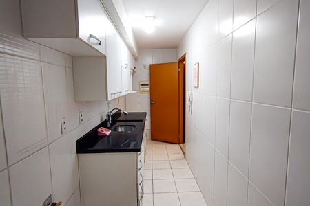 Apartamento à venda com 65m², 2 quartos e 1 vagaCozinha e Área de Serviço