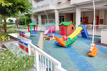 Apartamento à venda com 65m², 2 quartos e 1 vagaÁrea comum