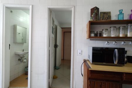 Apartamento à venda com 143m², 4 quartos e 1 vaga Apartamento à venda com 143m², 4 quartos e 1 vagaCozinha - Armários