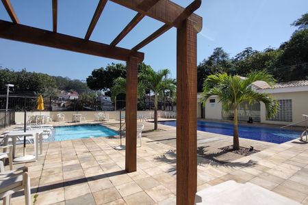 Apartamento à venda com 143m², 4 quartos e 1 vaga Apartamento à venda com 143m², 4 quartos e 1 vagaÁrea comum - Piscina