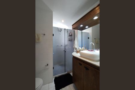 Apartamento à venda com 143m², 4 quartos e 1 vagaBanheiro Social