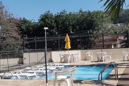 Apartamento à venda com 143m², 4 quartos e 1 vaga Apartamento à venda com 143m², 4 quartos e 1 vagaÁrea comum - Piscina