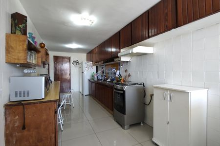 Apartamento à venda com 143m², 4 quartos e 1 vaga Apartamento à venda com 143m², 4 quartos e 1 vagaCozinha - Armários