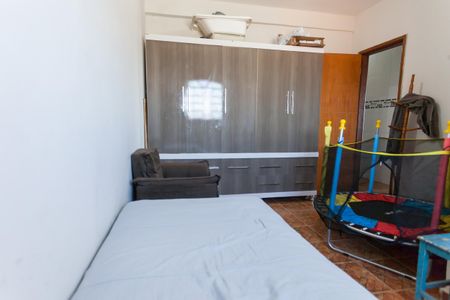 Casa à venda com 354m², 2 quartos e sem vagaQuarto 1