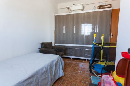 Casa à venda com 354m², 2 quartos e sem vagaQuarto 1