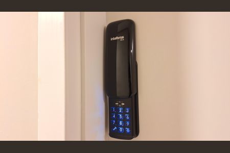 Apartamento para alugar com 38m², 2 quartos e sem vaga Apartamento para alugar com 38m², 2 quartos e sem vagaFechadura eletrônica