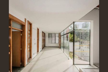 Casa para alugar com 700m², 1 quarto e 1 vaga